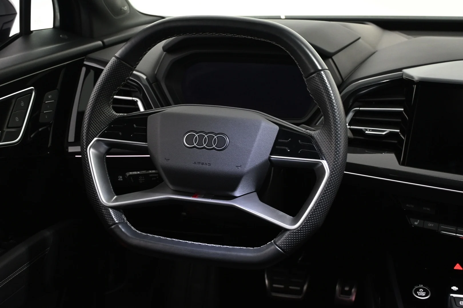 Car Image - 11q4viZe7KDgeaOB6DvliP