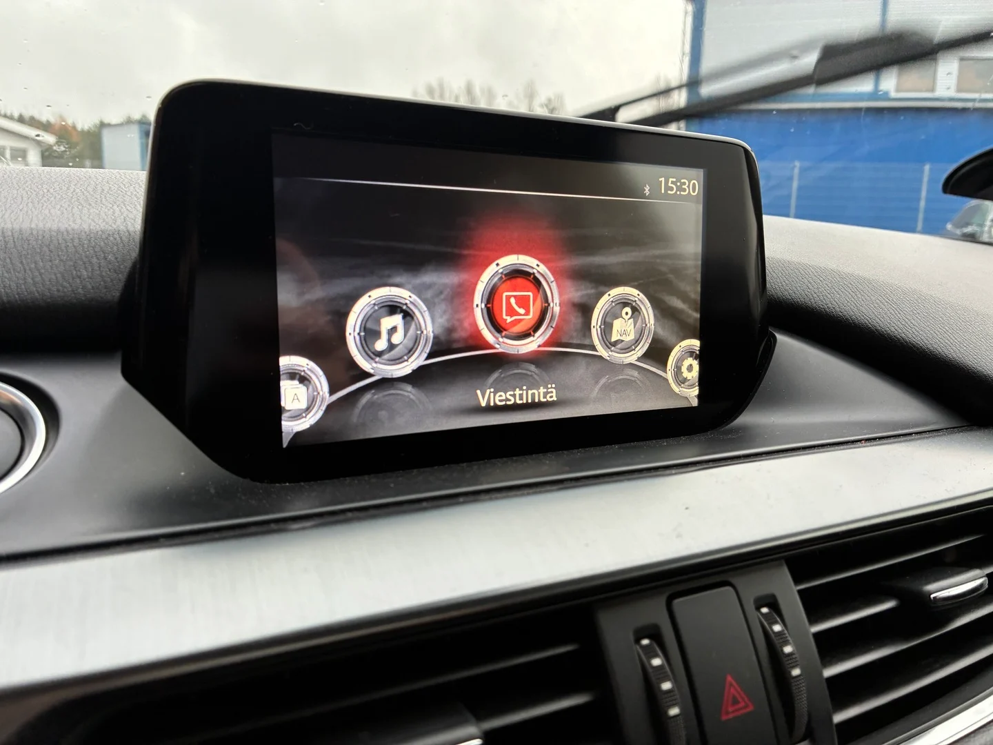 Car Image - 1QKH5SEw0i70pg6DaOl14H