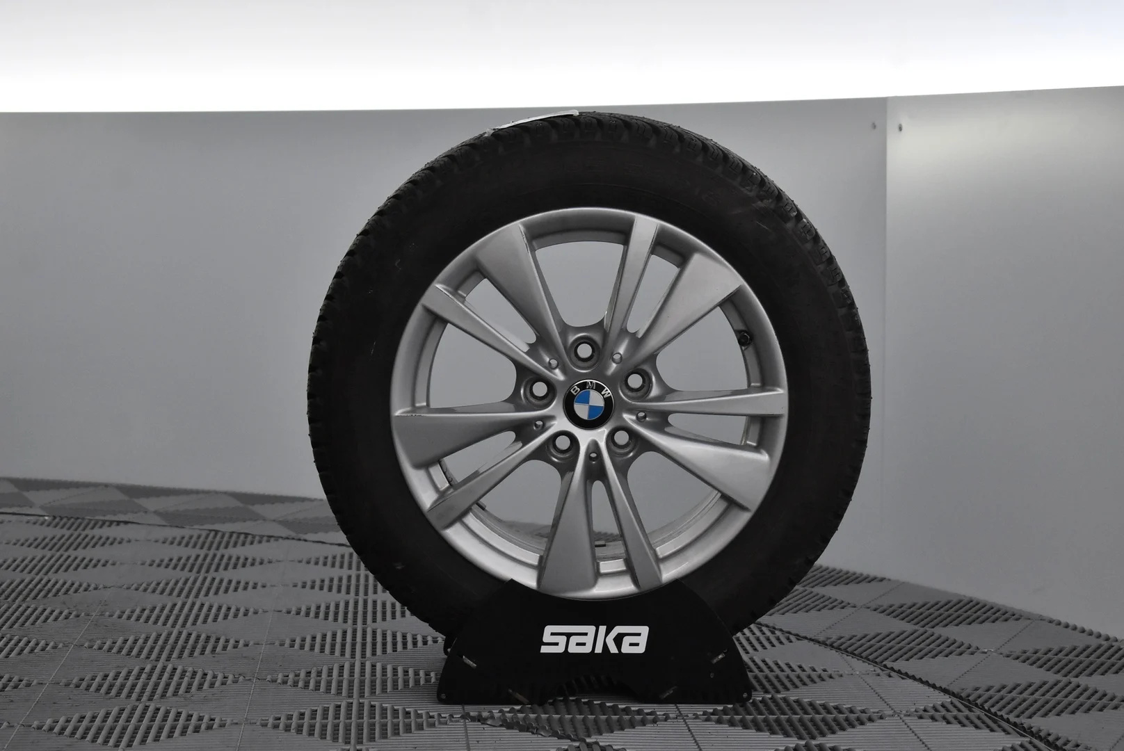 Car Image - 2fH8KxORdvyTB1YZ36yMU5