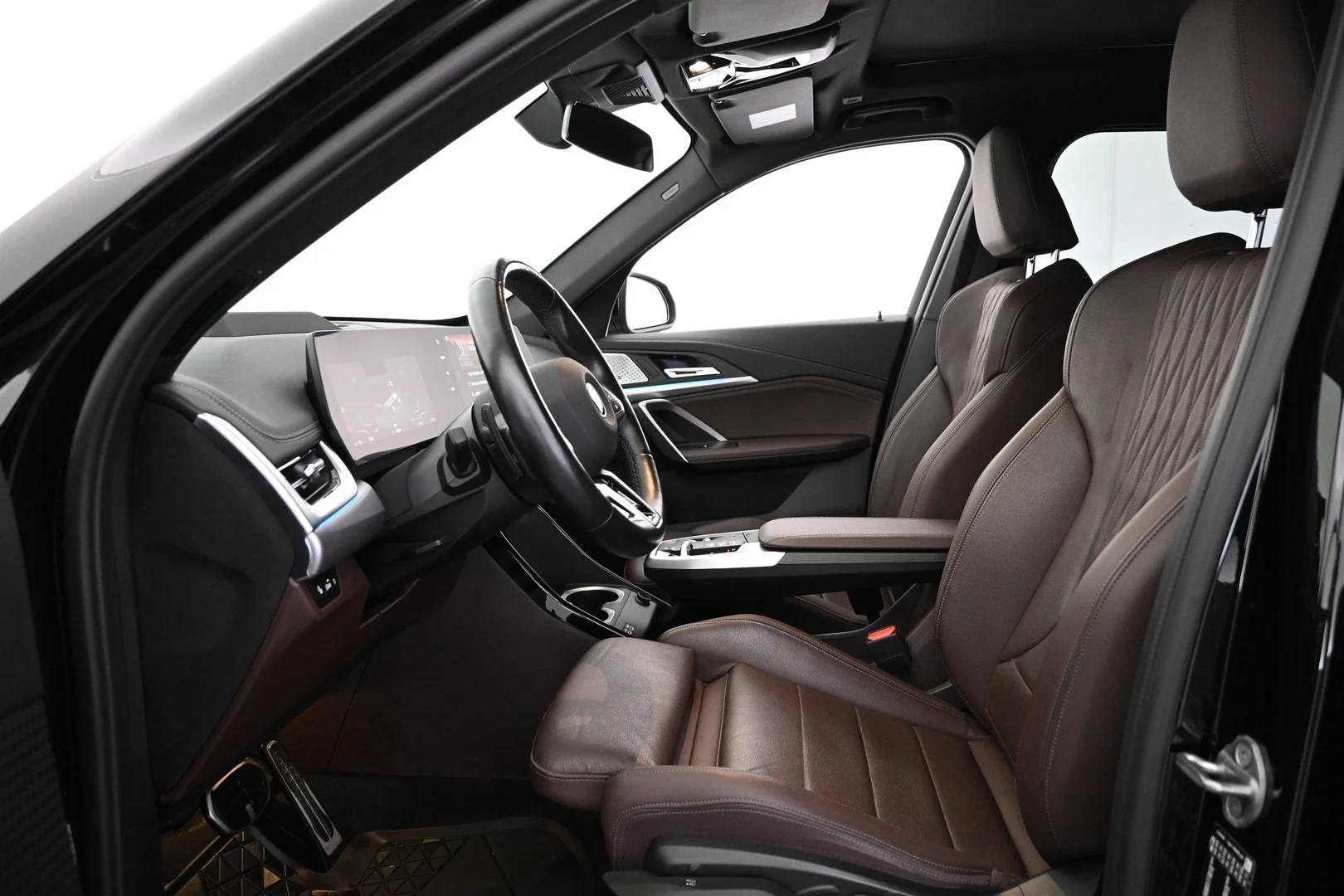 Car Image - nUaTvpFIo2yZKjfmxD4SE