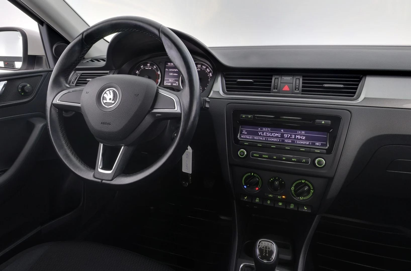 Car Image - 4F5BYQqLp1x2IHsR5lV7FD