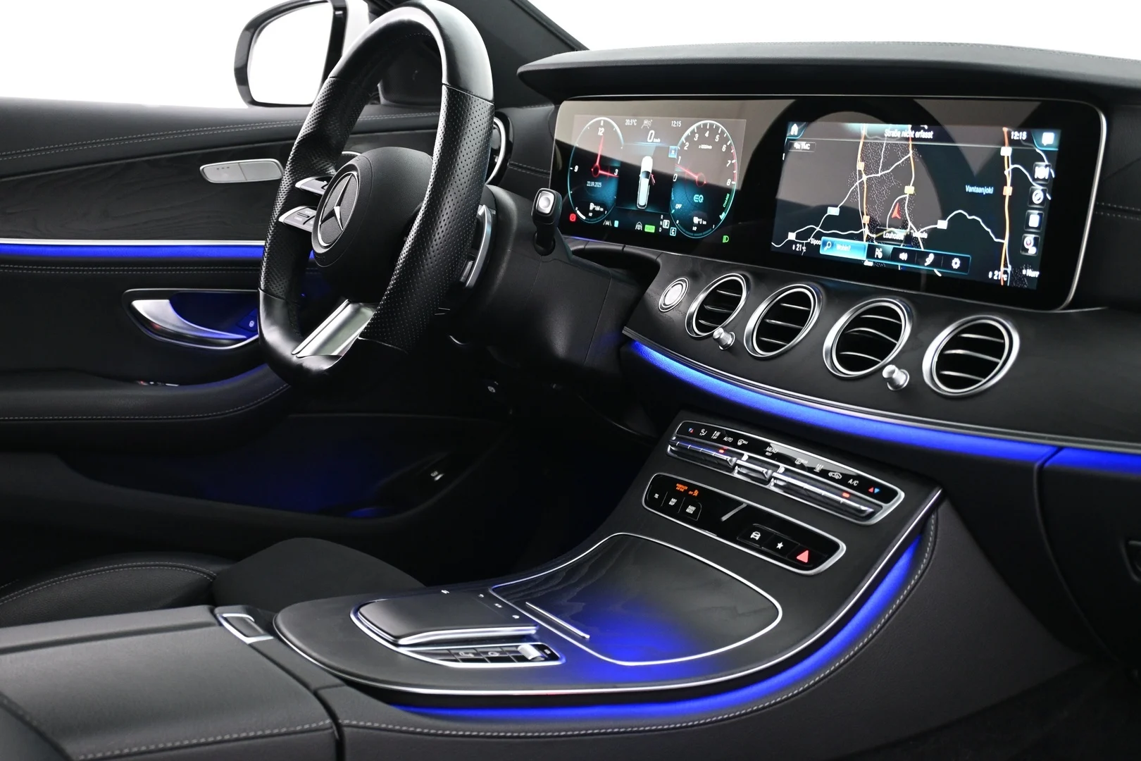Car Image - WJuxjk9xFdKLqnzcll9p6