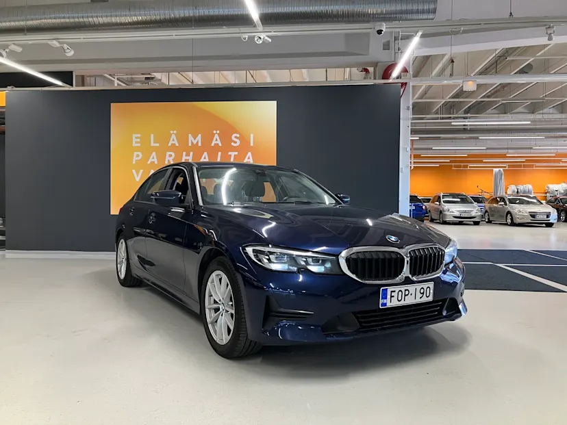 BMW 320