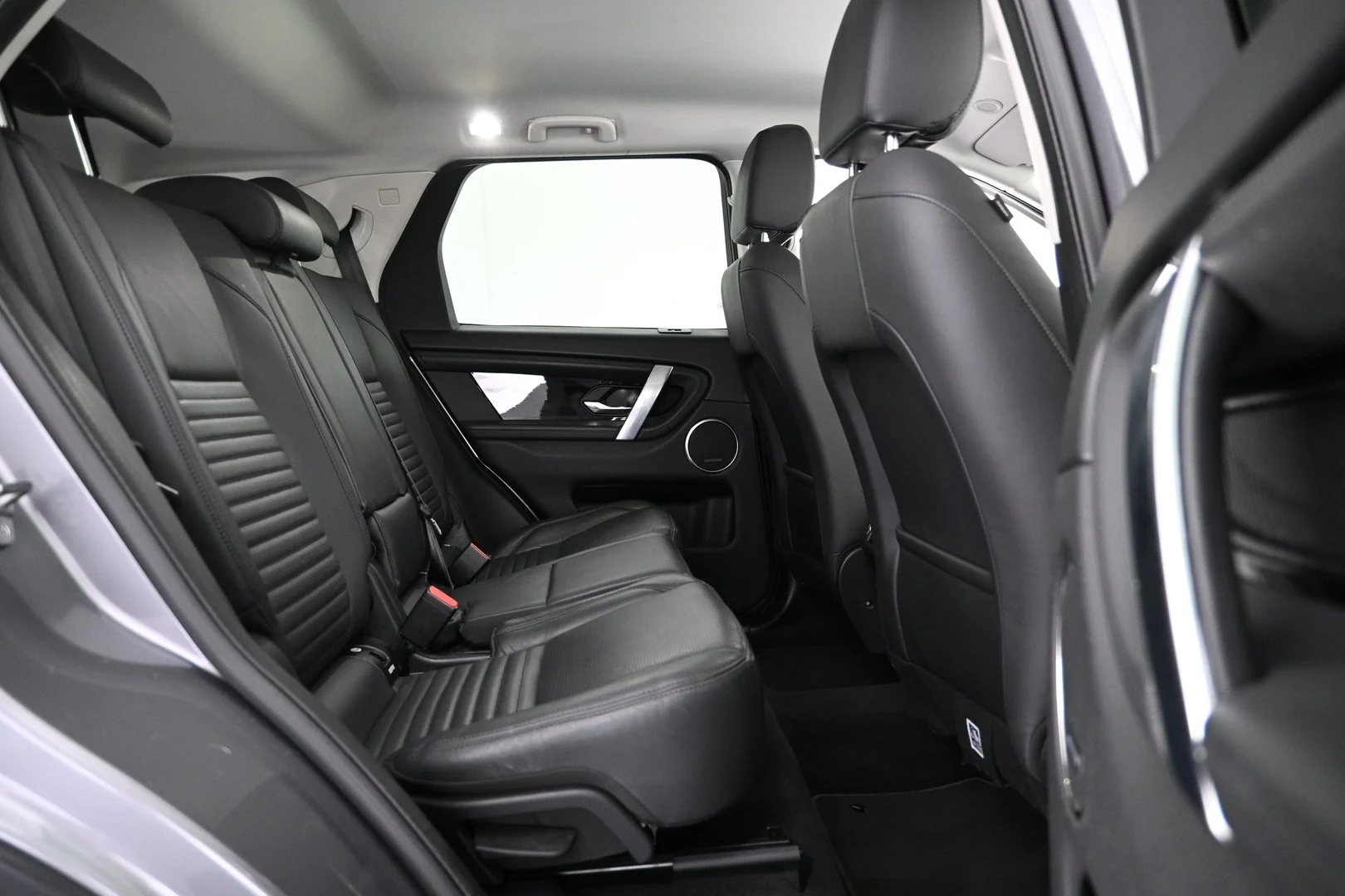 Car Image - 4ltY2ivINJpuJLZjpMROD8