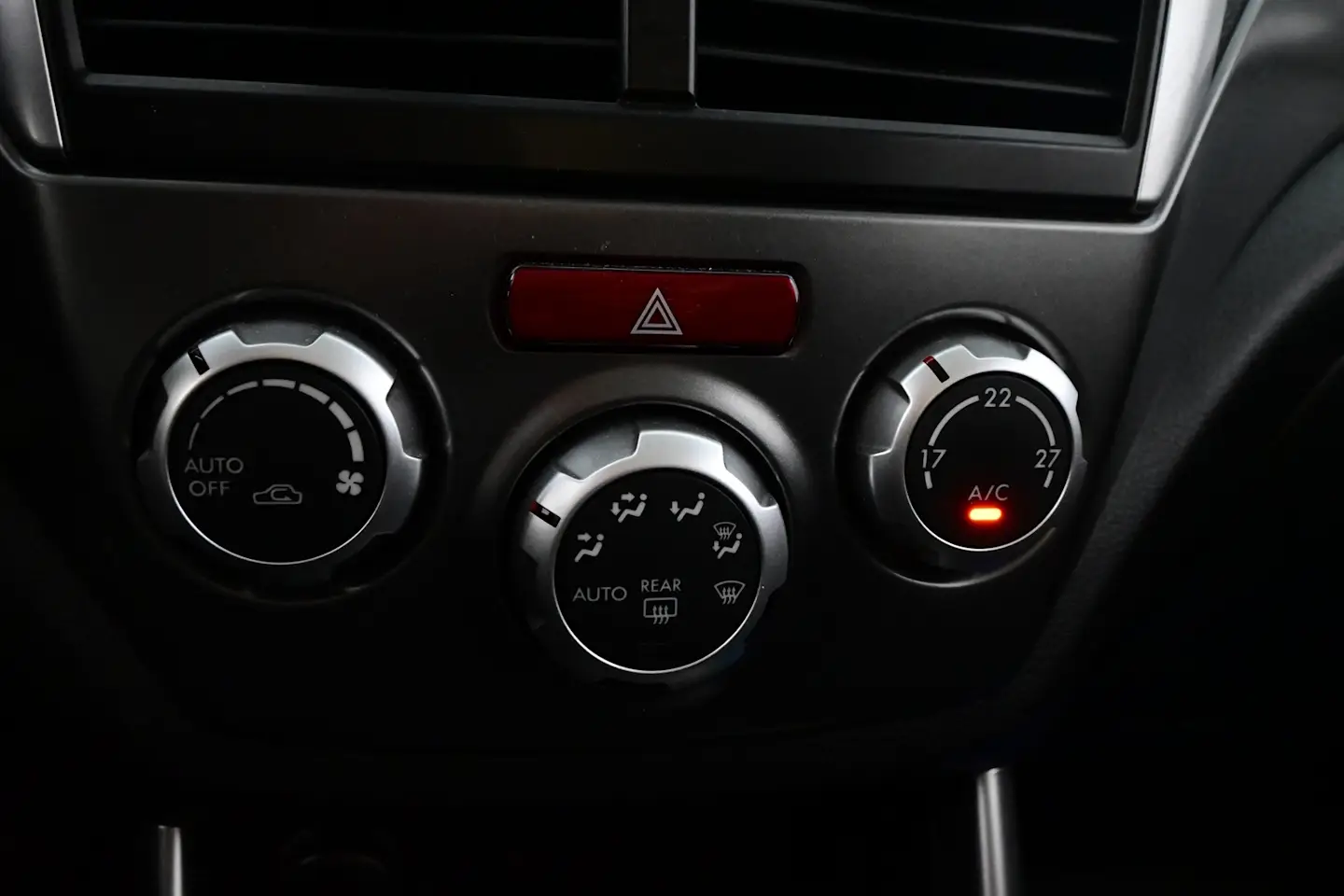 Car Image - 2qF2SxQO4LwcZ3qzNjxxCF