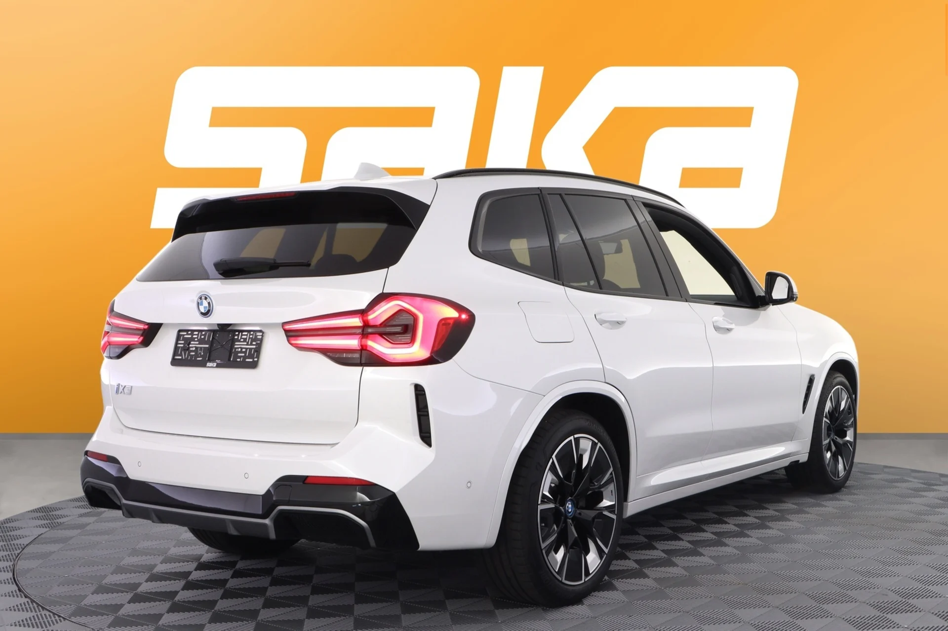 Car Image - 5Y6mhNcFjUHr9Ig45UNBfc