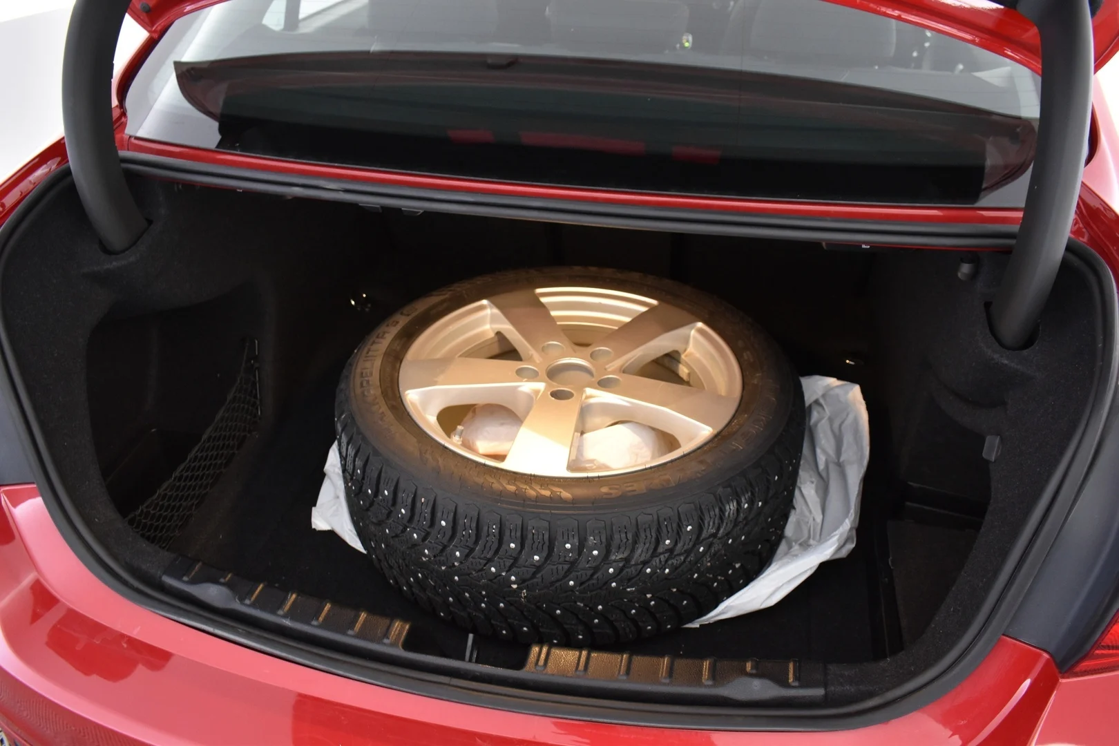 Car Image - 27XoI8AhlLdPSUOsX54UK5