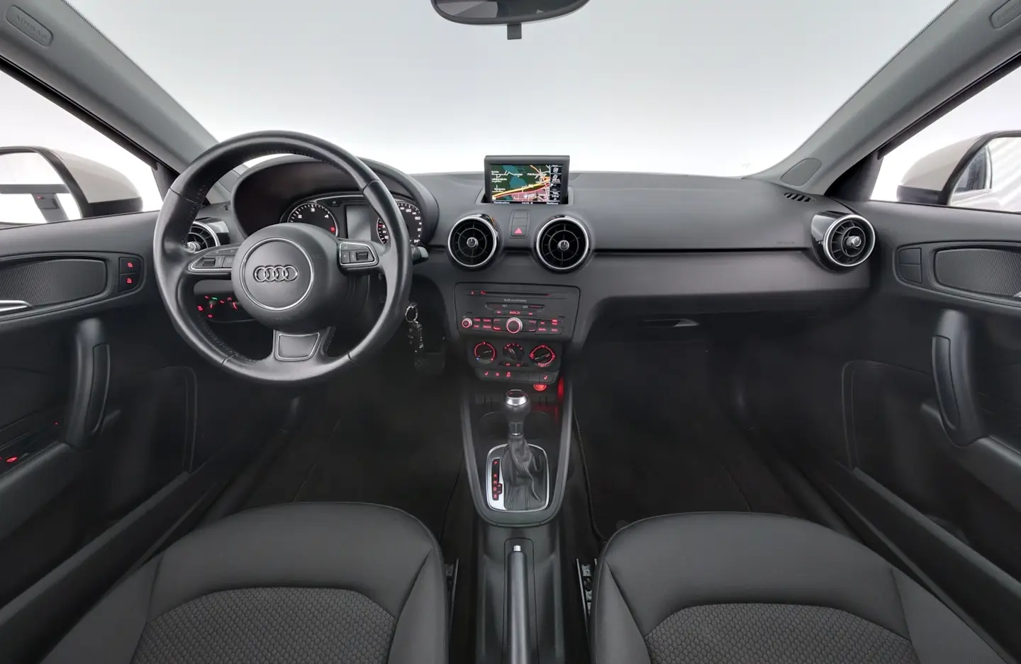 Car Image - 5rCnxZ57LzLztgYdjrxjU6
