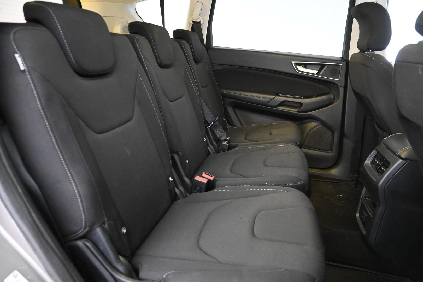 Car Image - 1IKjNVfw0PP9XxlbvpgKIF