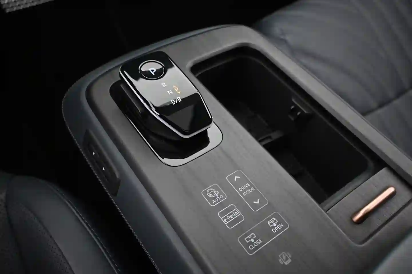 Car Image - 5M9jLbKFSU8ZkJdZMY0AuU