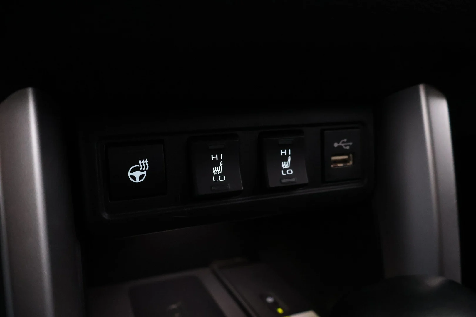Car Image - 4i5EBiQIEoJzGJ4M43Qafv