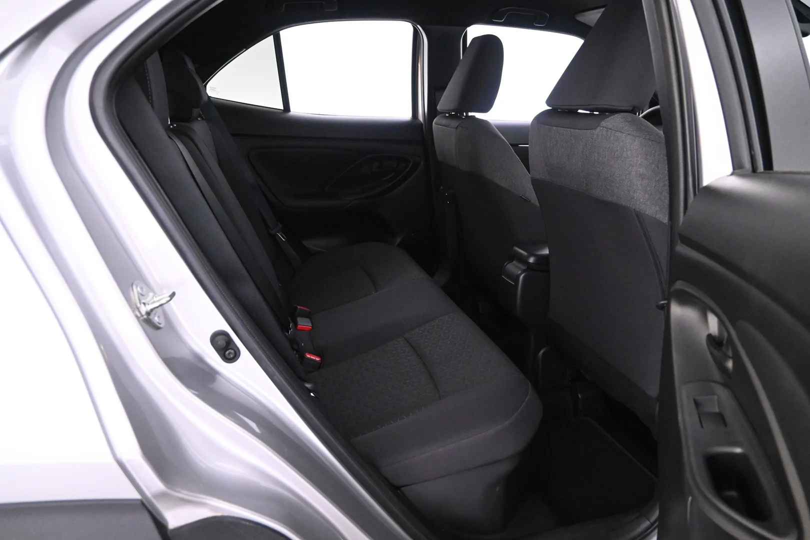 Car Image - 6NsrV7yIyeBMpQc68k6kxD