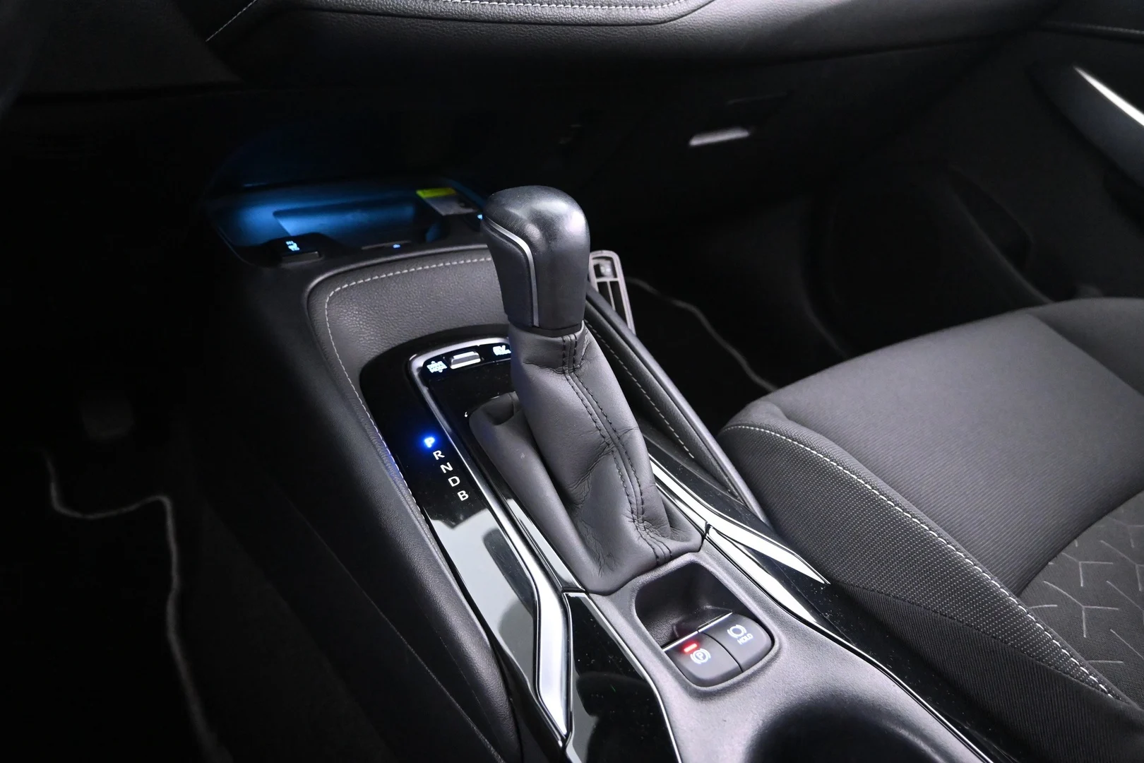 Car Image - 4efchPgBh3B0PKwiBlJhpX