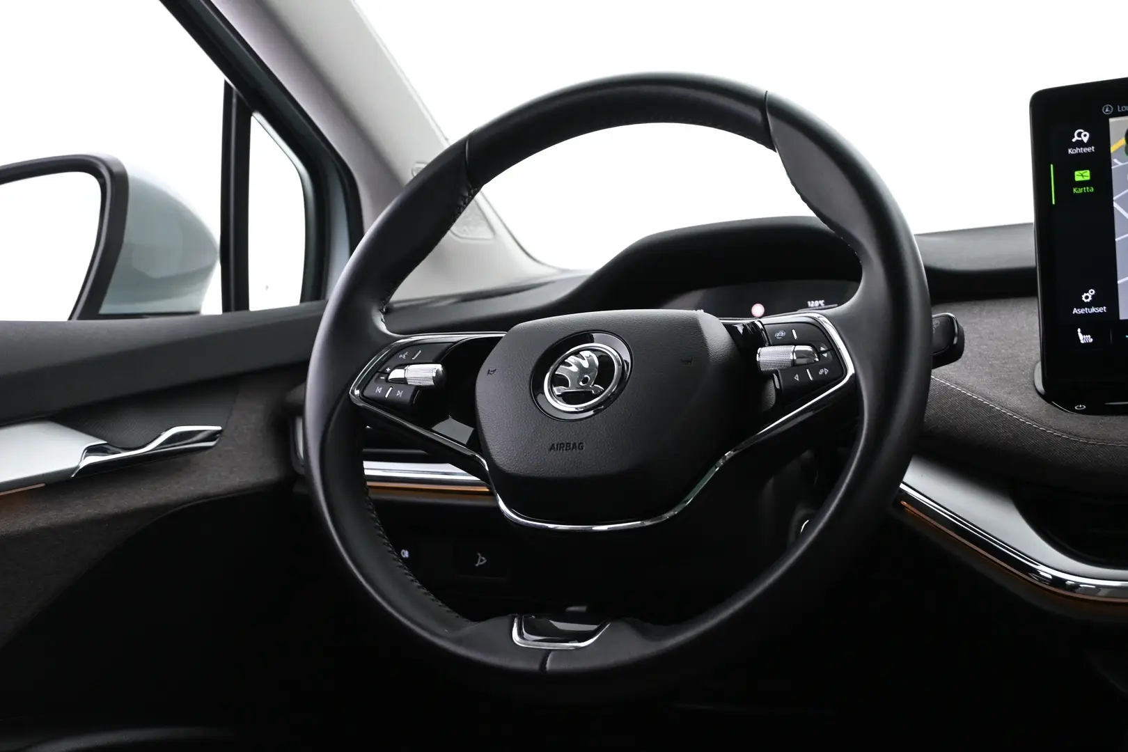 Car Image - 2u9giQqXkxyRvR6RnudEm8