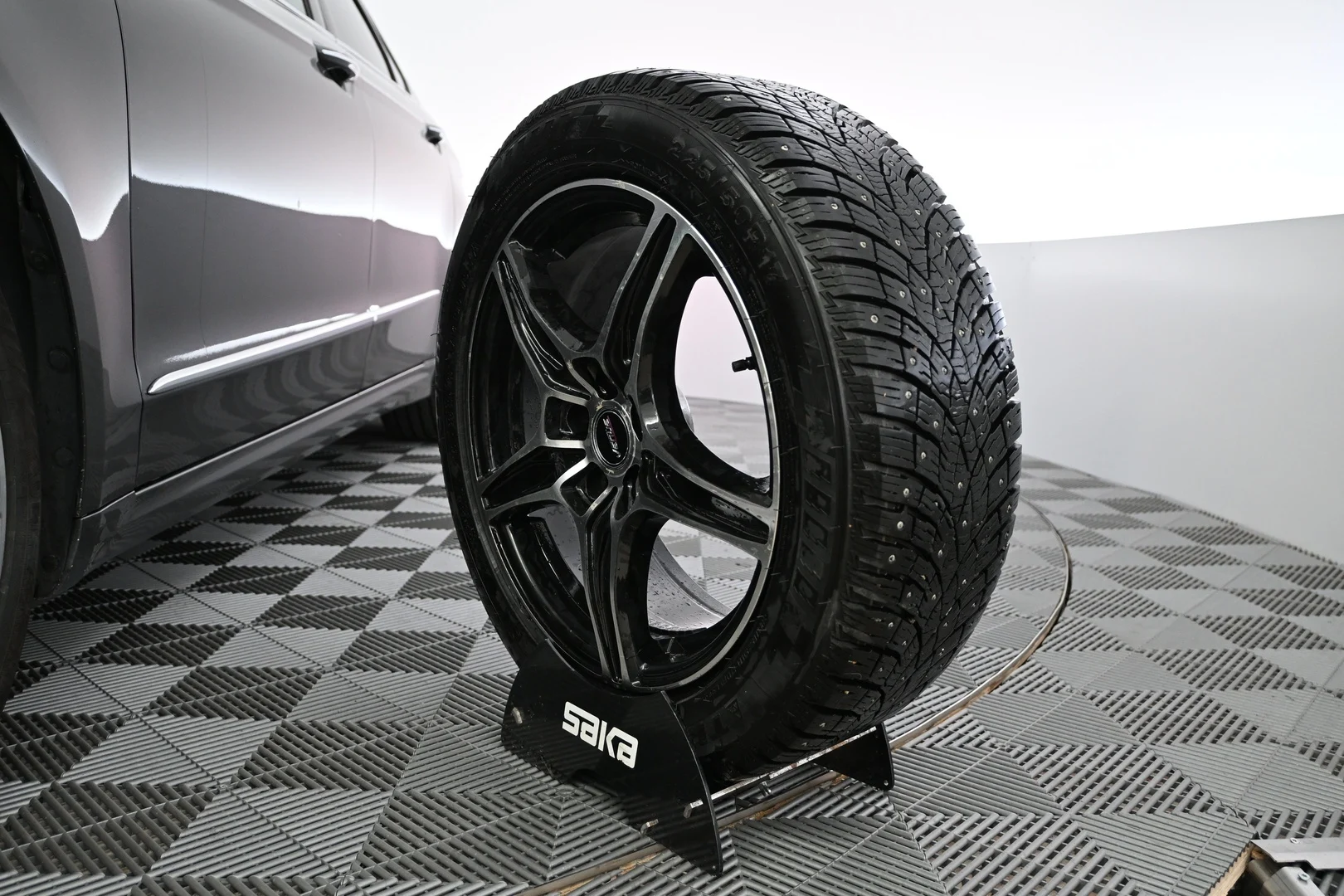 Car Image - 1KmbuaTEaS5powfs77Syc4