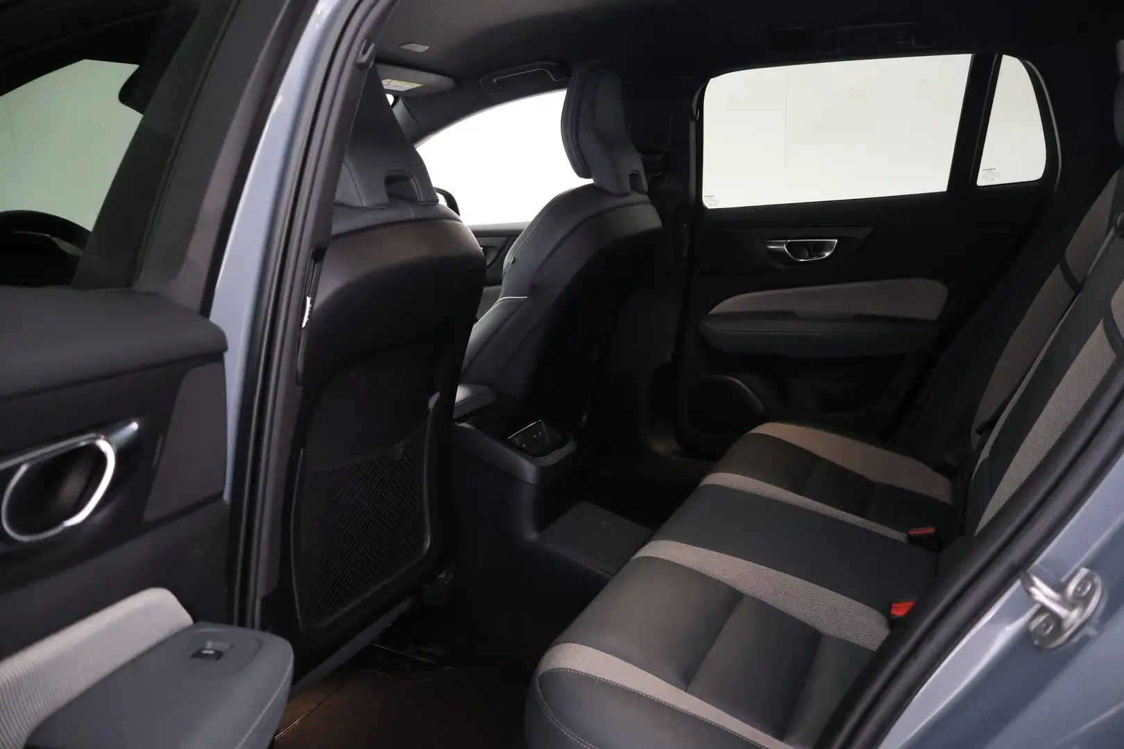 Car Image - 5rOxuaS5S7bk2Qz5pUrVzq