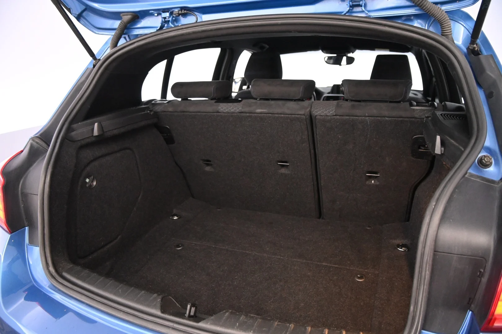 Car Image - 3KRQvnYo9lt17IMCxaKNyQ