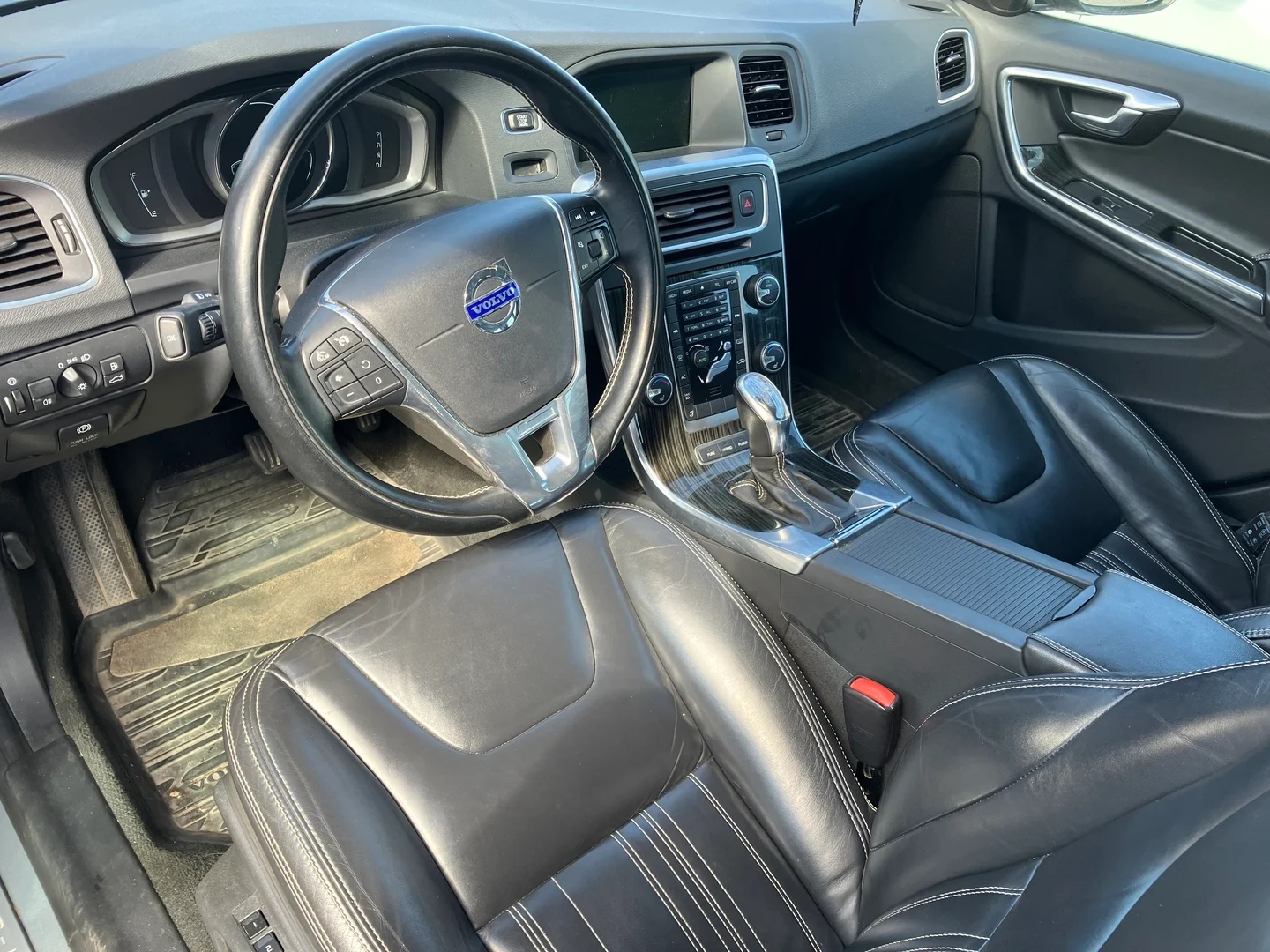 Car Image - 5eodFOKHrjvFnQDhI4m3Pu