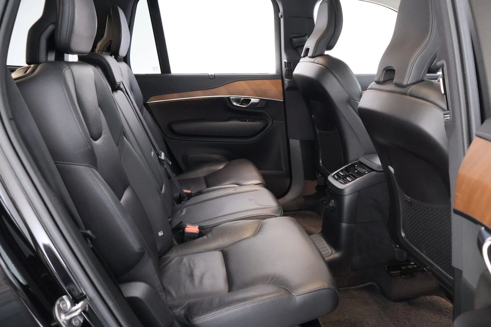 Car Image - 3tNxV0jiomKrE6qTfGiJLz