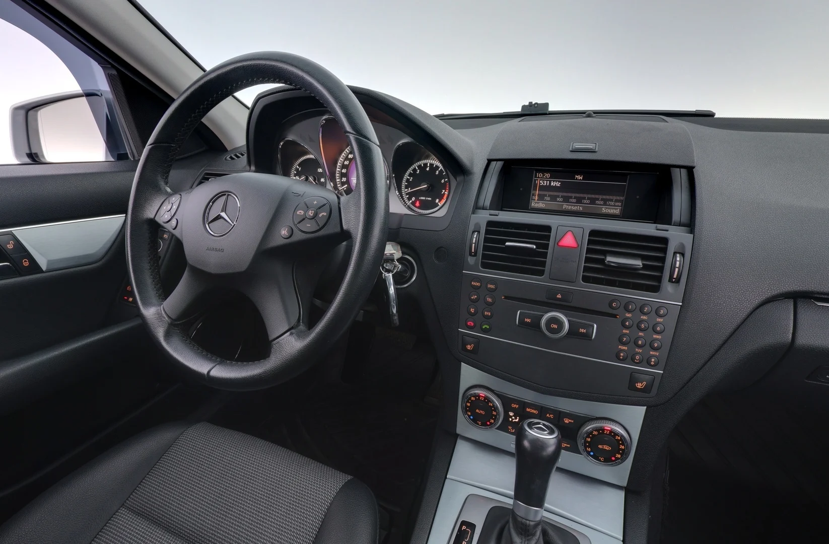 Car Image - SMsHdqU7bju599gQTtjmp
