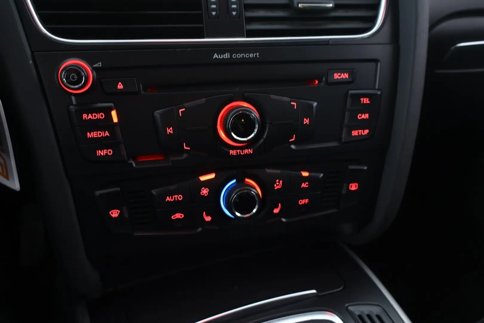 Car Image - 5pWUf4SMECZ8mluCS7VUTQ