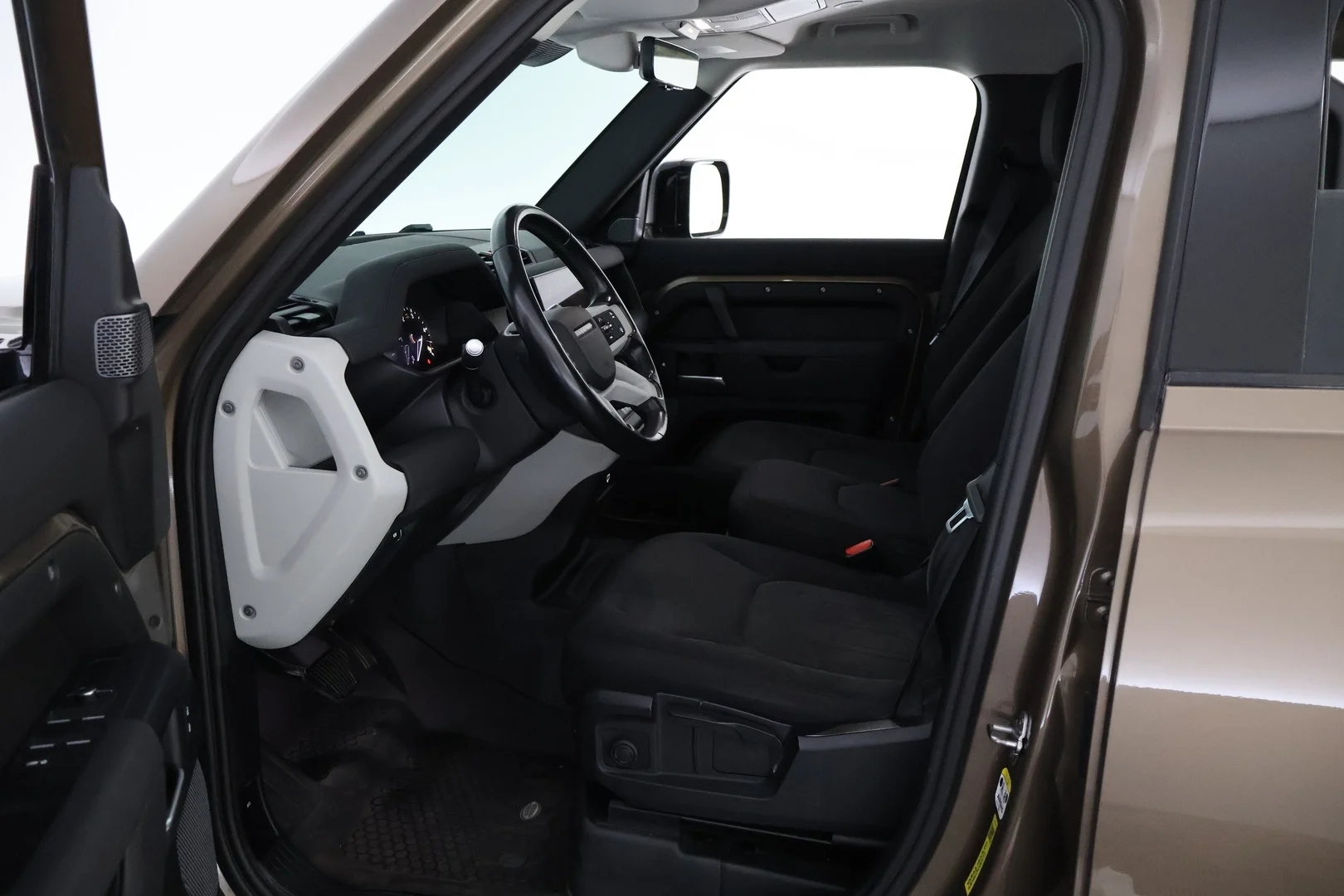 Car Image - 4C3GTPG4BUjkCEft3h9w8P