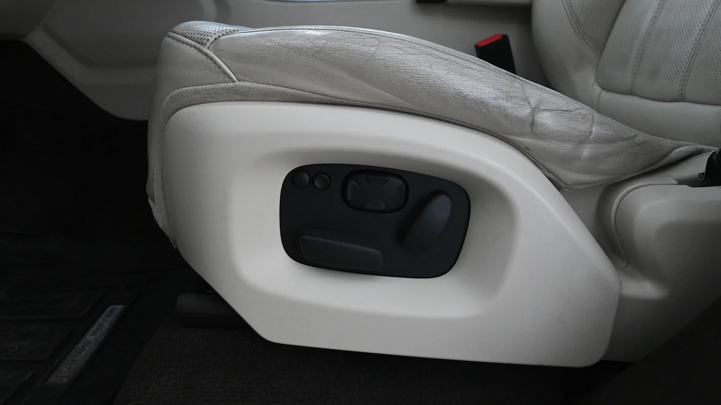 Car Image - 7fwqLXsFxd5ZdaLkh1emn1