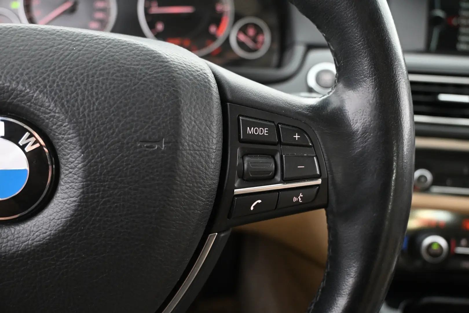 Car Image - 36vivgvO6wpU8Kz093gSFH