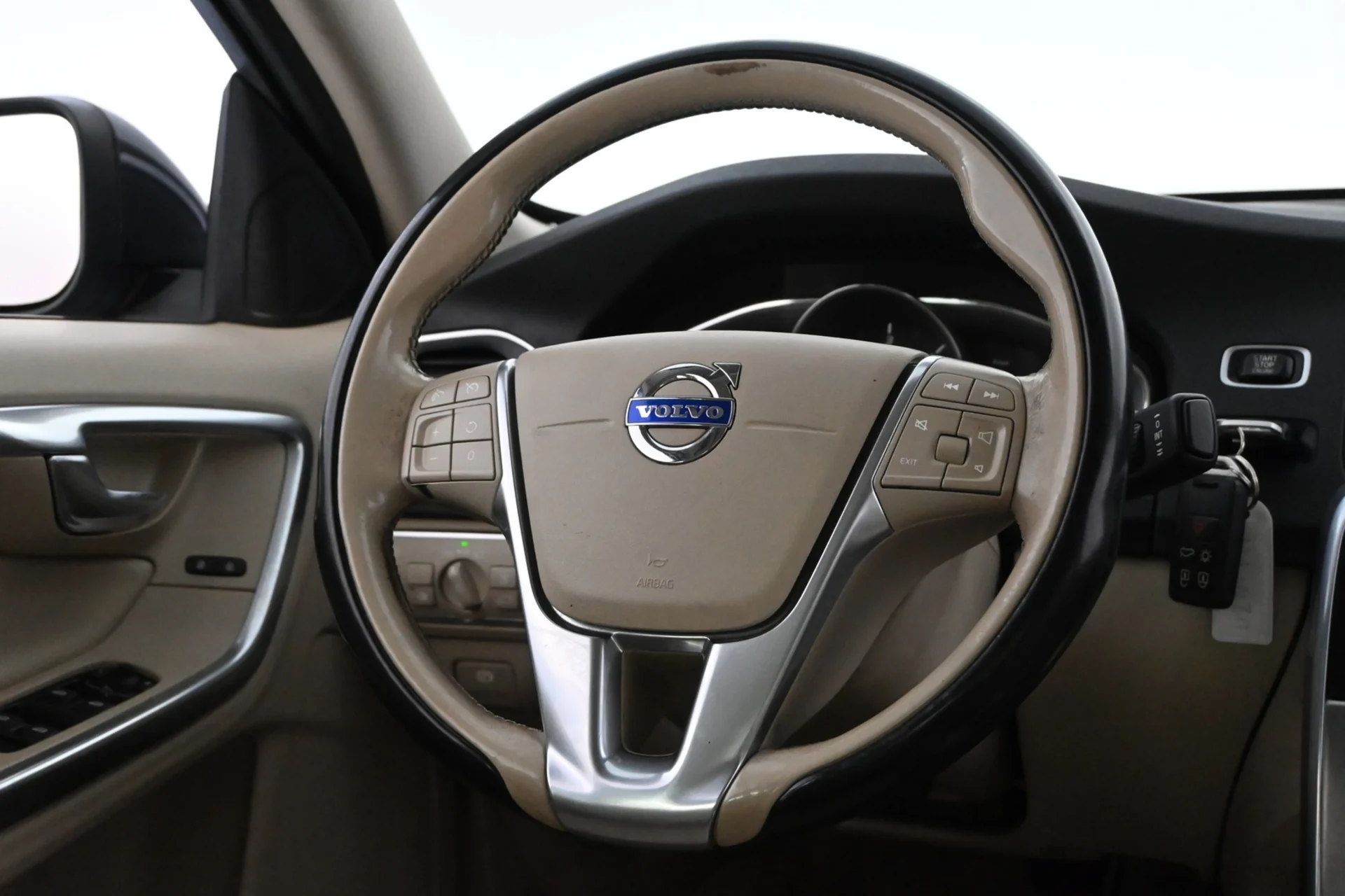 Car Image - kGJS473y6Cvb5cy8QhDmN