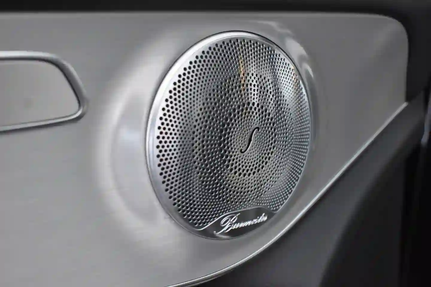 Car Image - RLCnEQRn3Cz2TgY39MSnq