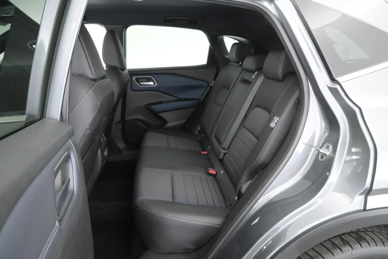 Car Image - 6lwoF4ud9Erh5lqiZNMmNv