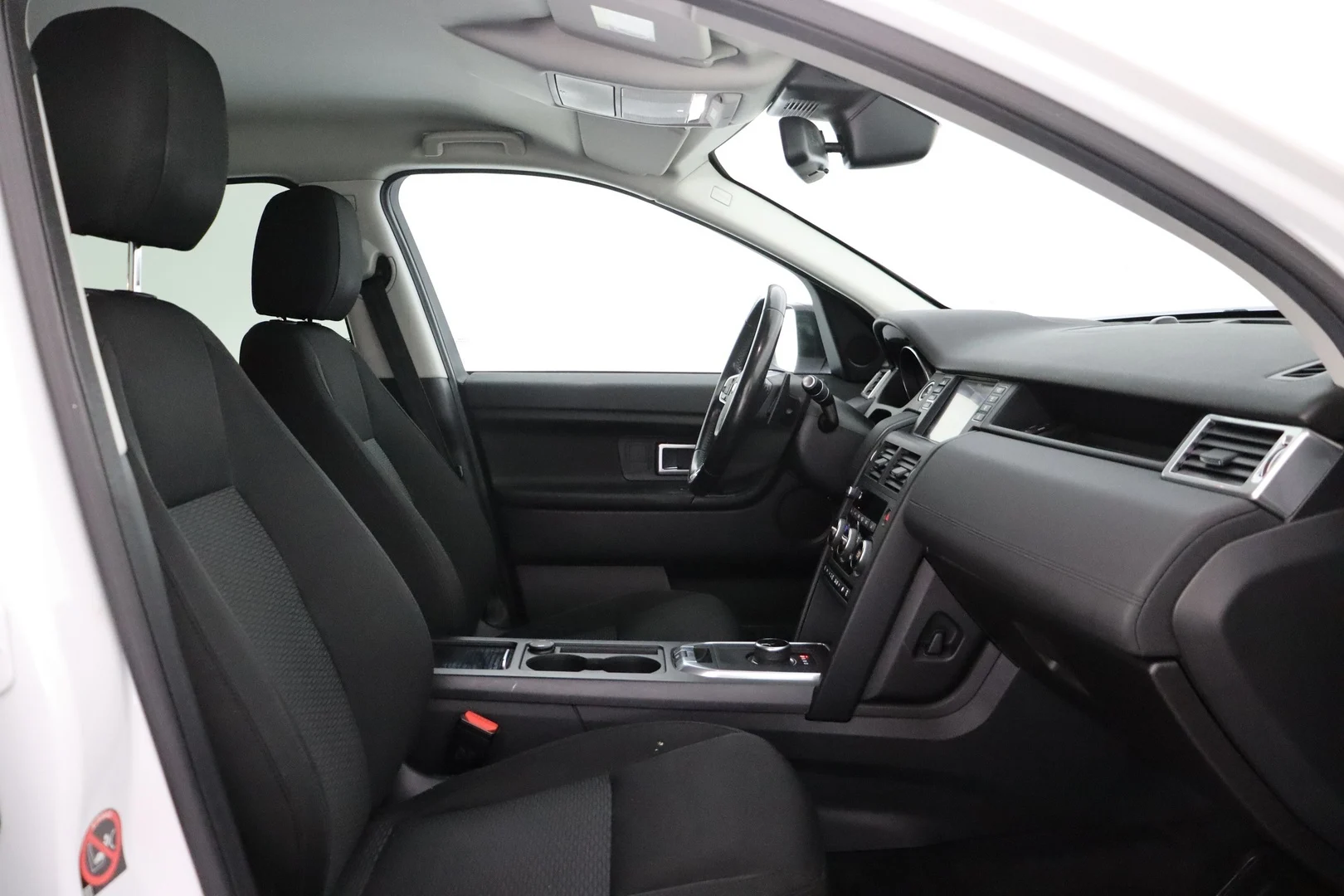 Car Image - 1jQ4aSZeTfOY4N8Ieoa8Lt