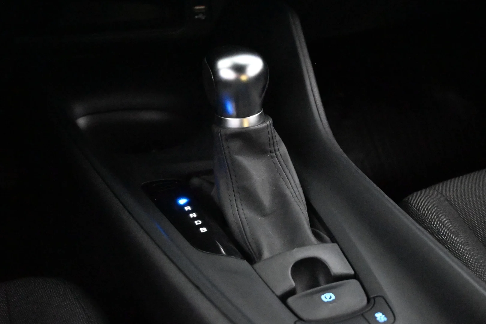 Car Image - 2V199sqrbKq1lfi2lZ218v