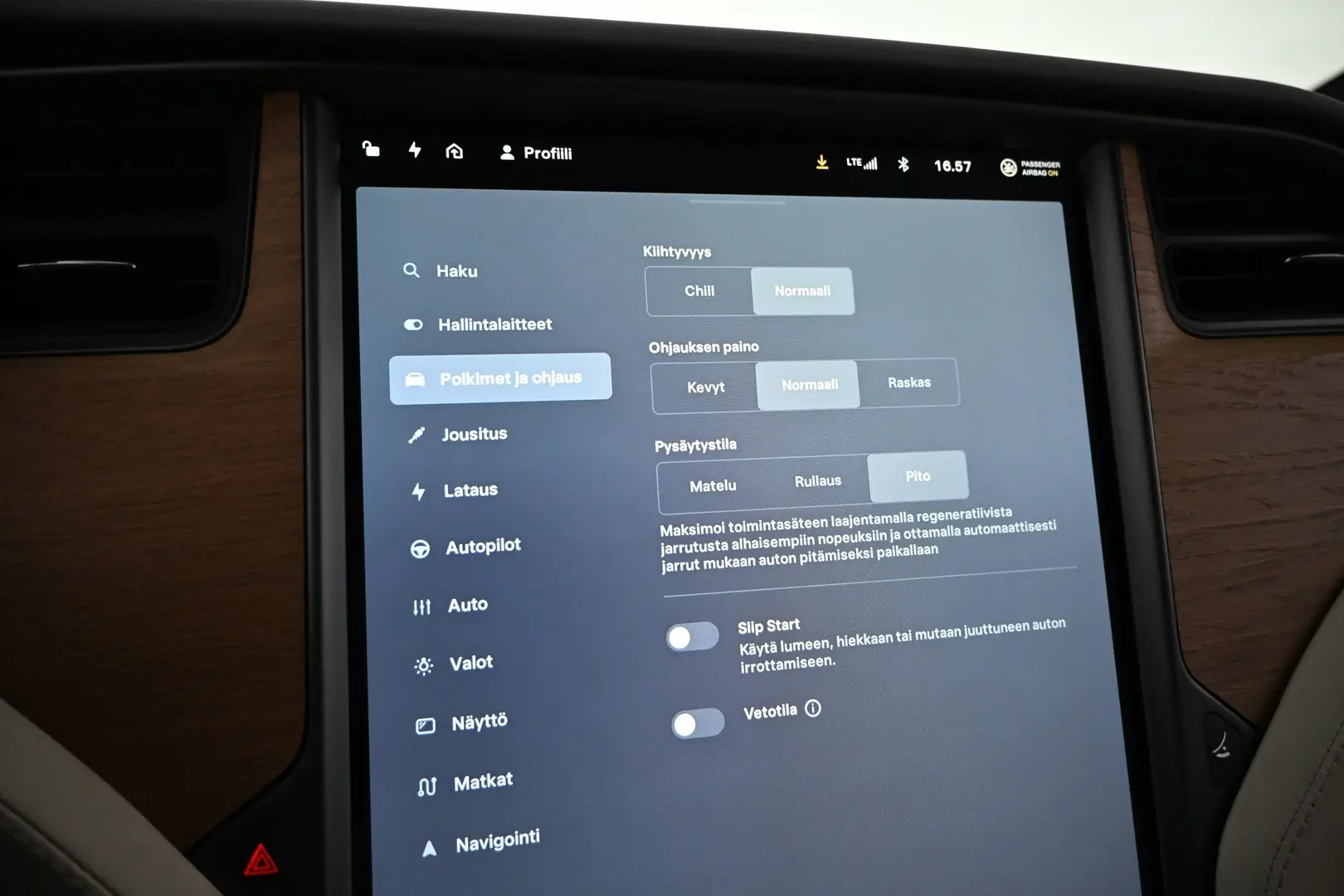 Car Image - 6071JXdJn50XHSvHLWEOq8