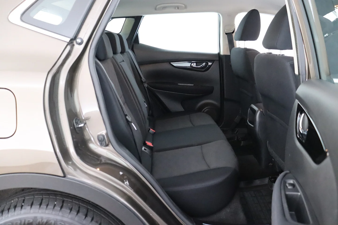 Car Image - 3Hs2nZoUeILBt8pUlAzxw8