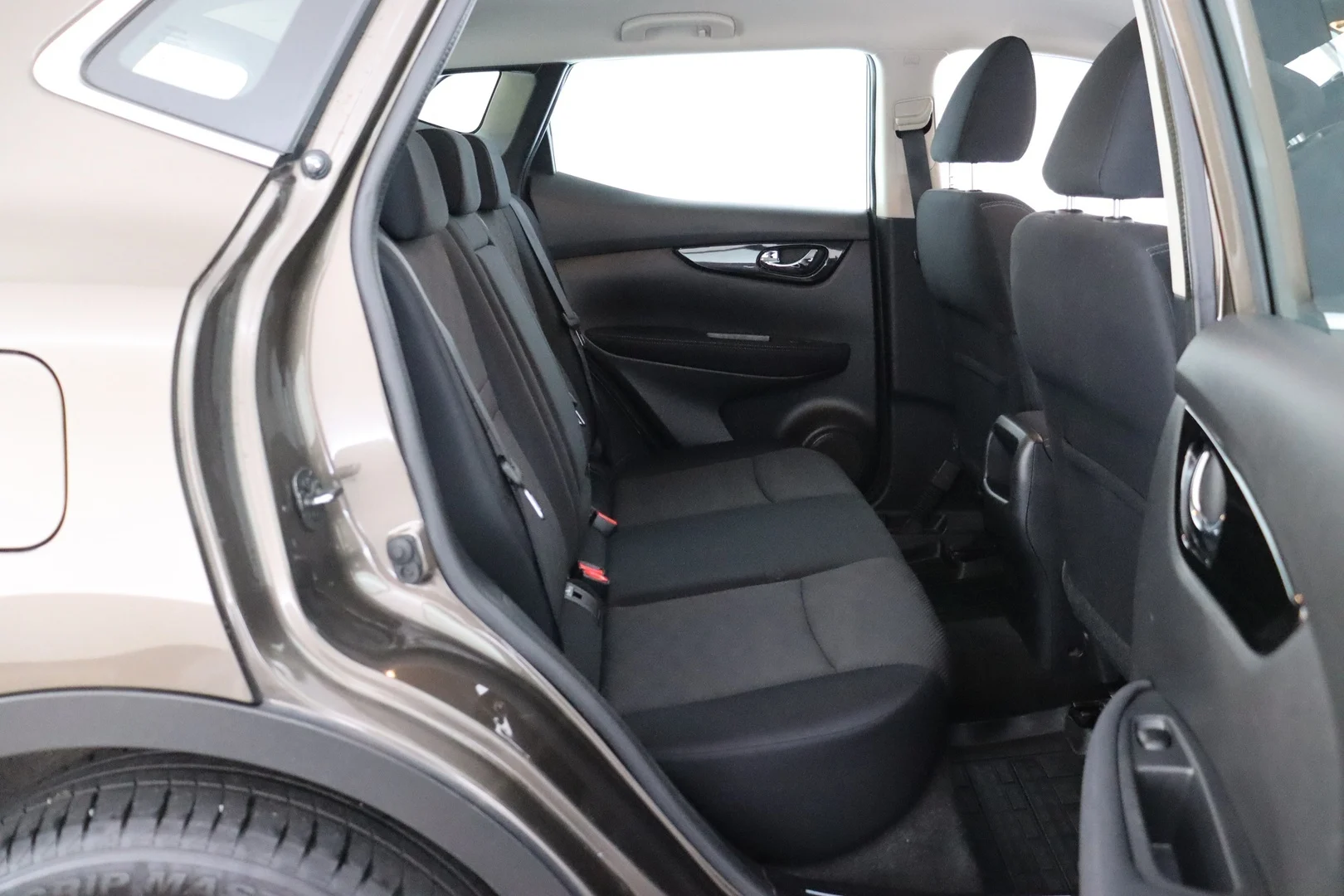 Car Image - 3Hs2nZoUeILBt8pUlAzxw8