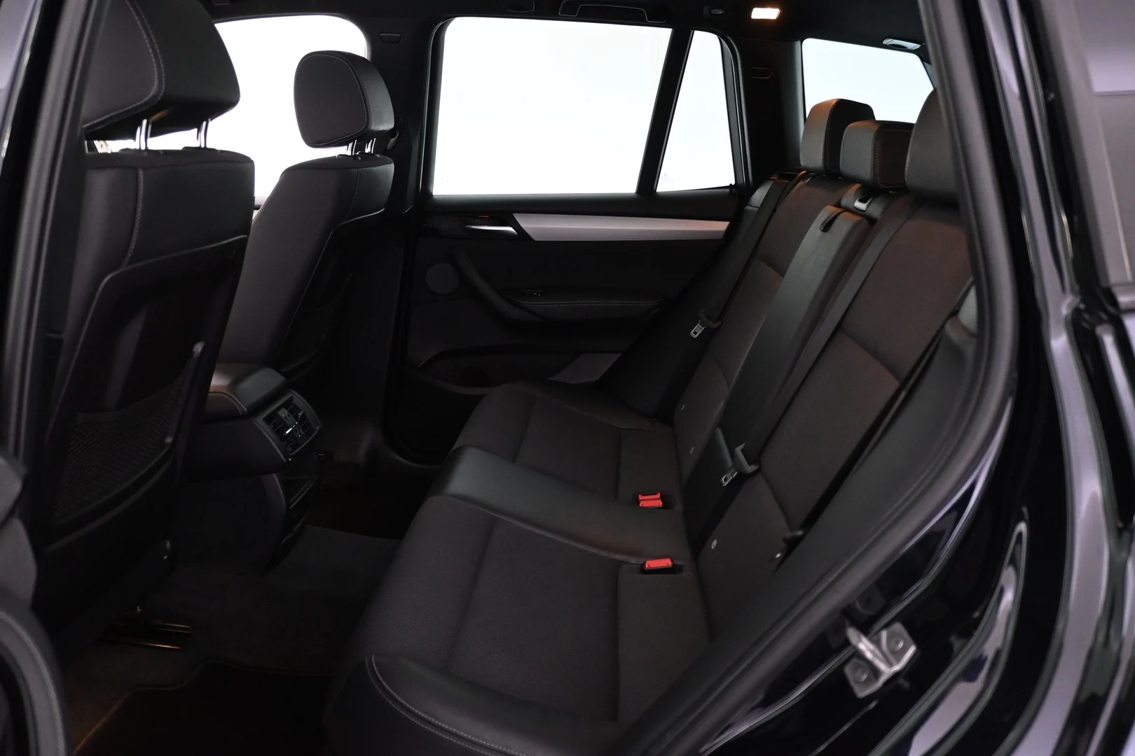 Car Image - 2GL9dq6pNYFWSZHbfxkbY6