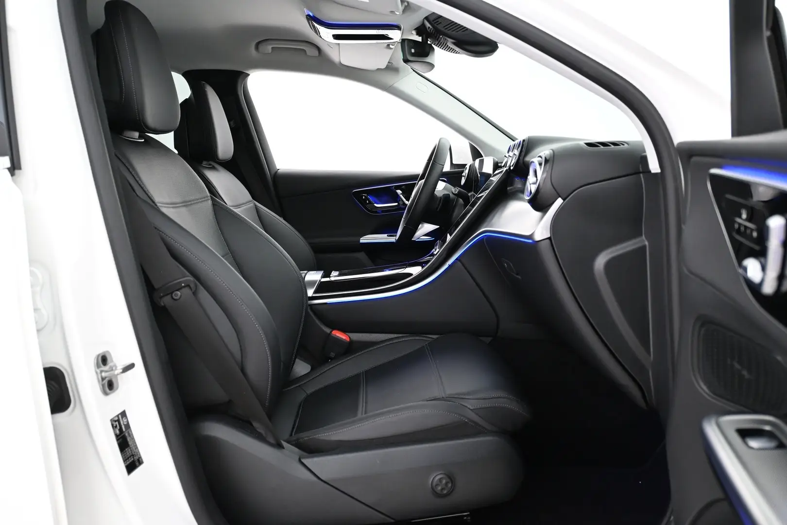Car Image - 2uu31yfomFCju8B97pzJ8a