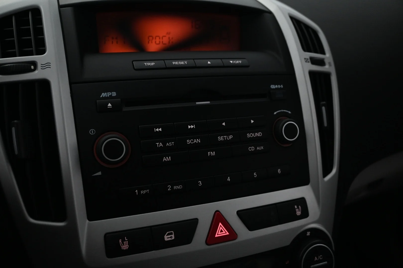 Car Image - 7qw20xIf2acOIJMlOKOba5