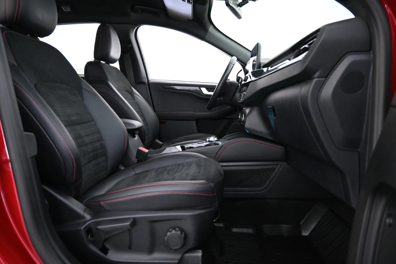 Car Image - 5mVFOqAvlSgodMn4DWQ0OT