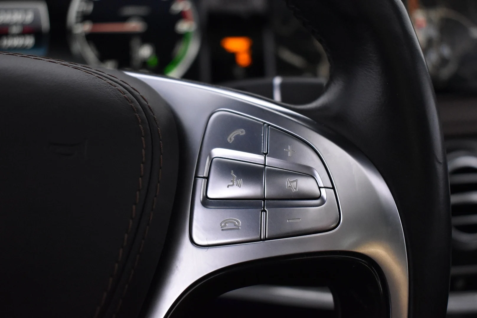 Car Image - 3w5m5XNrxrJYpU0y1IfDzY