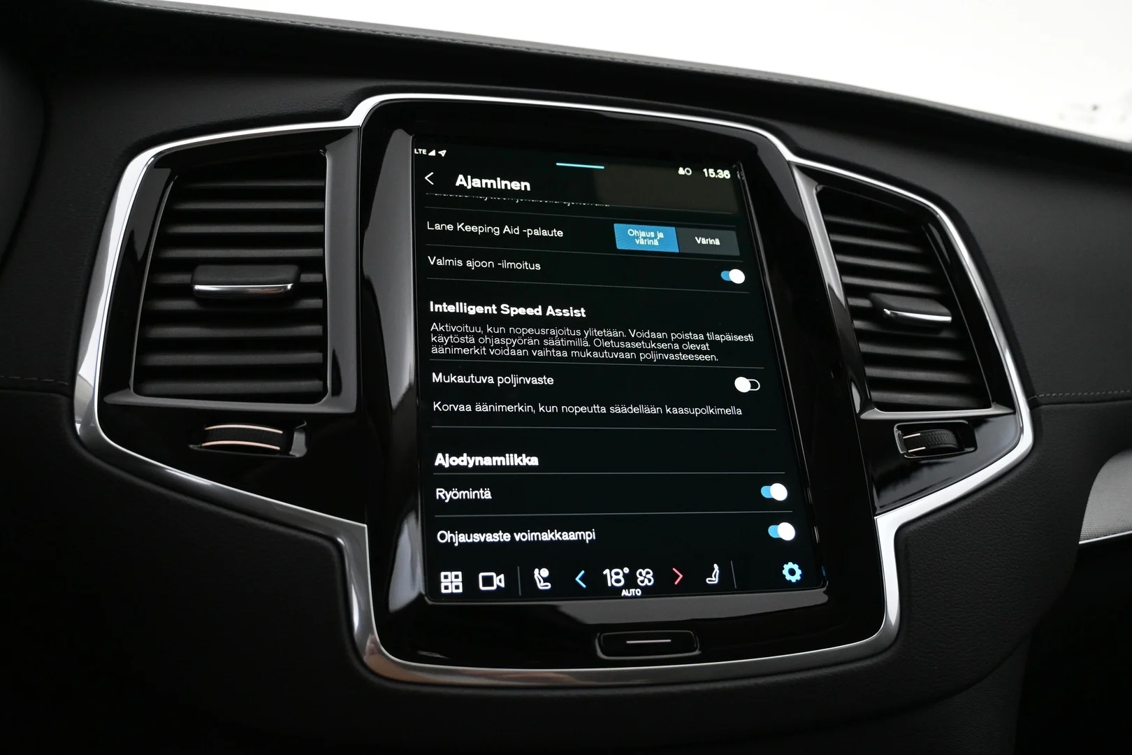 Car Image - 5LqwdIcnE2ESi2p8T2kZKU