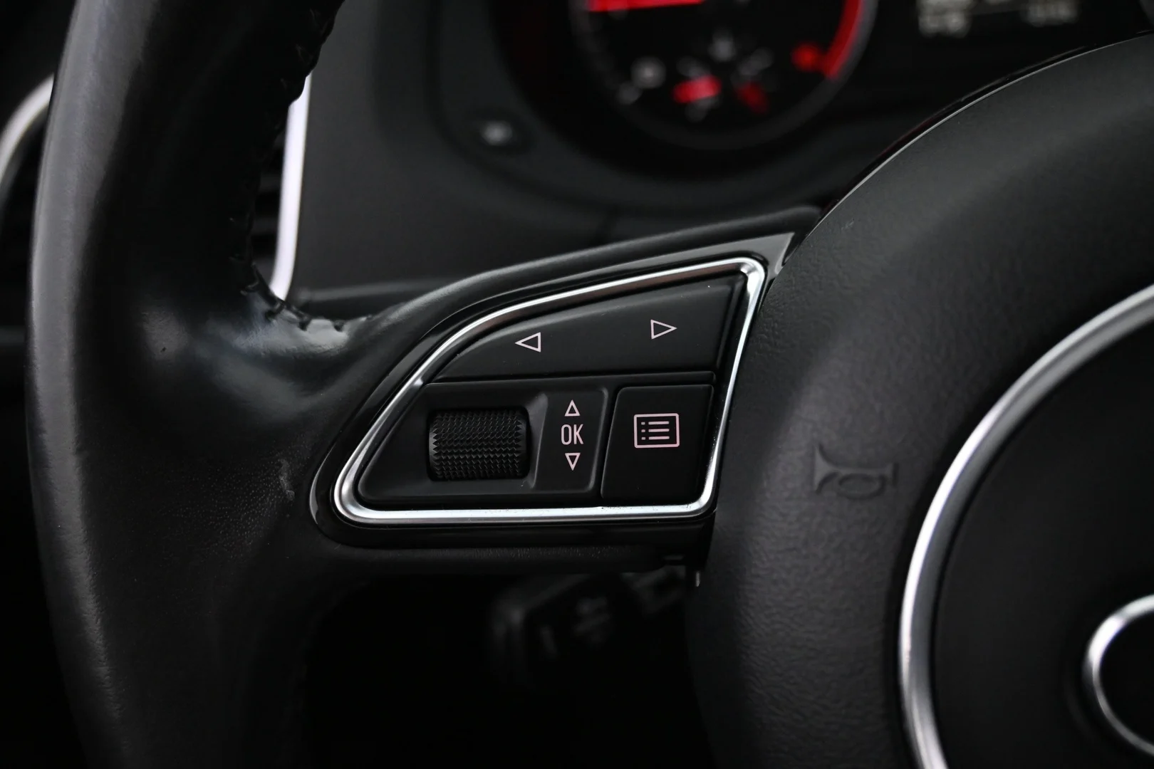Car Image - 1rg3nTGYEei6WHgqkRXG3c