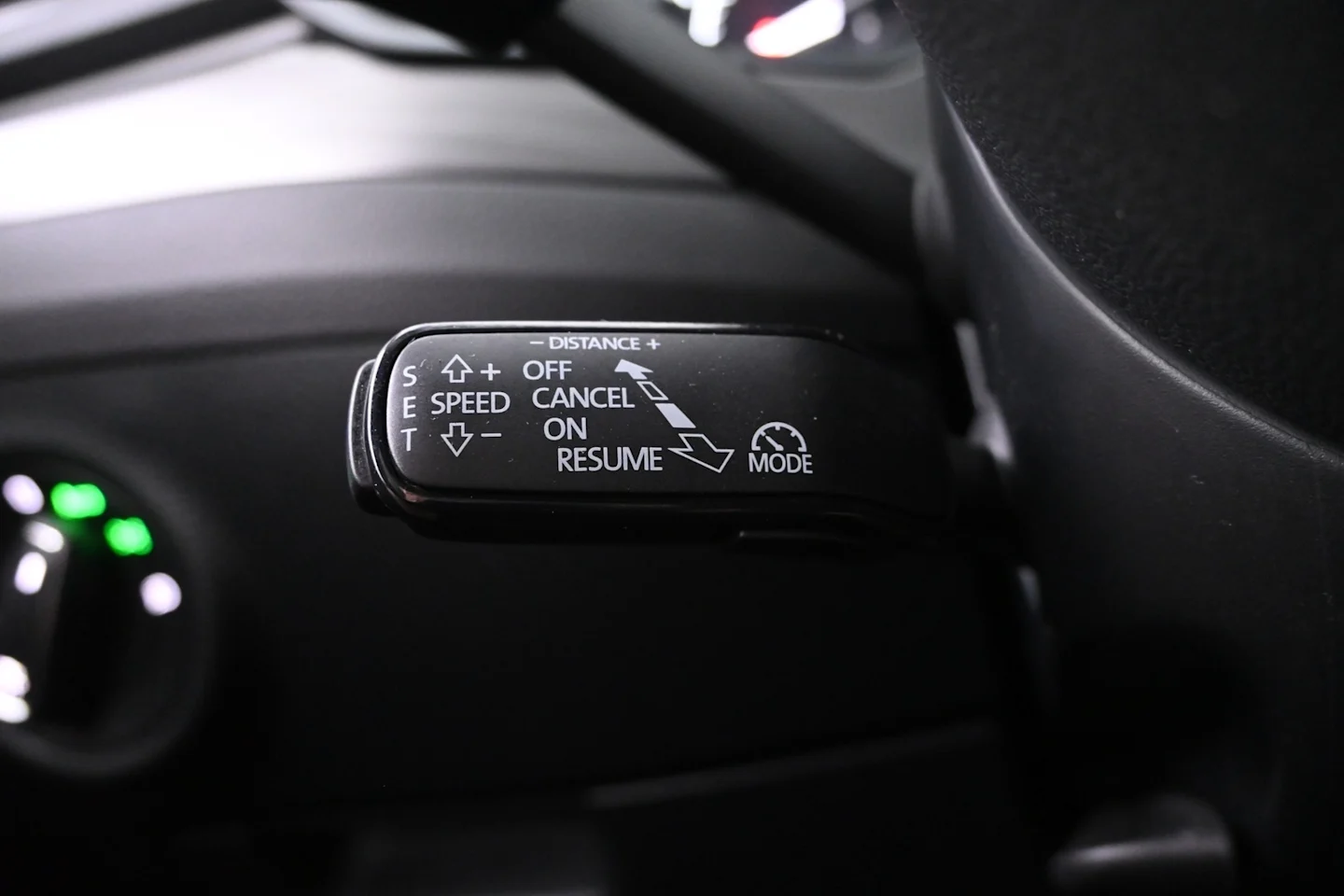 Car Image - 6ZrFRFYFGNBPKJ3rYwrZNL