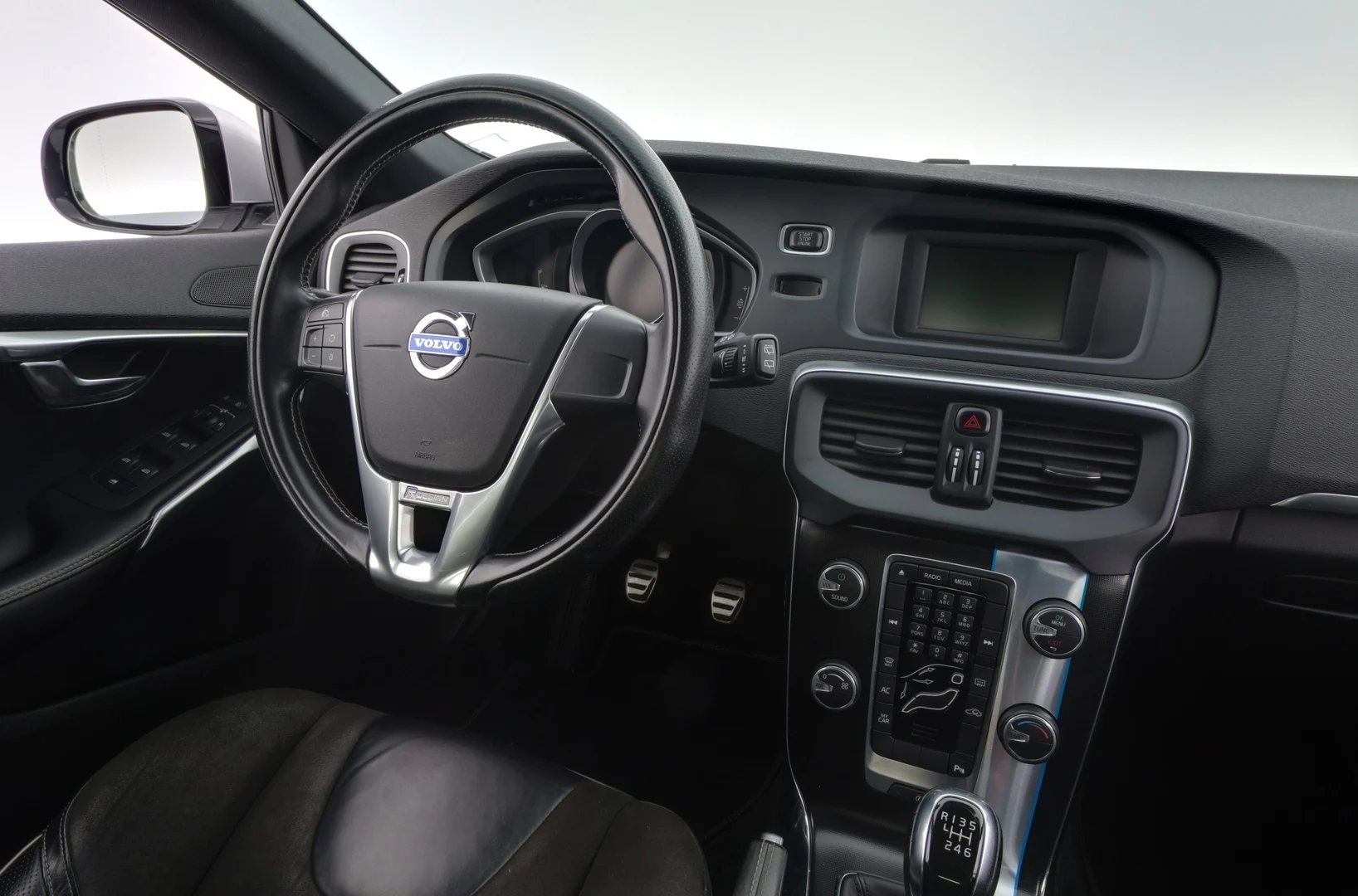 Car Image - LNzkCzCXklhxOcVxVBqCN