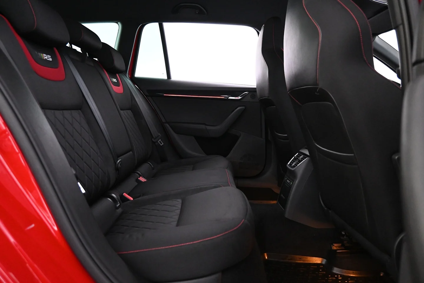 Car Image - 3xk3l3uA7wUvGRkWPh4uJK