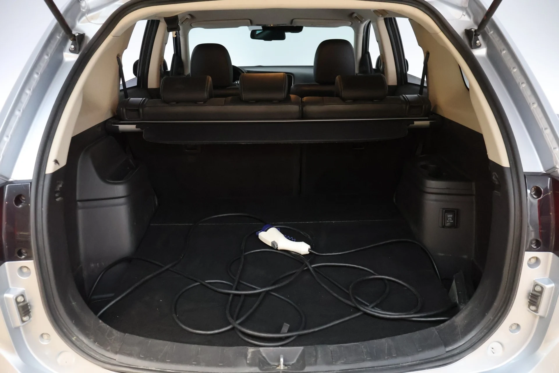 Car Image - 2PVogWoIkvF2qekDAU72qg