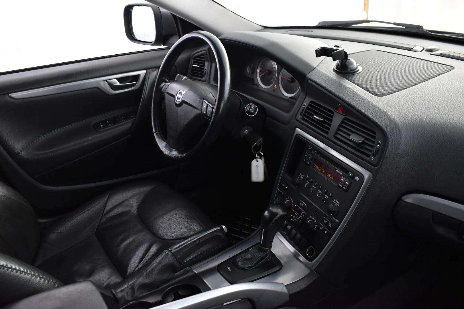 Car Image - 5KuoiYxHwJYBIqxr9MJ7Yk