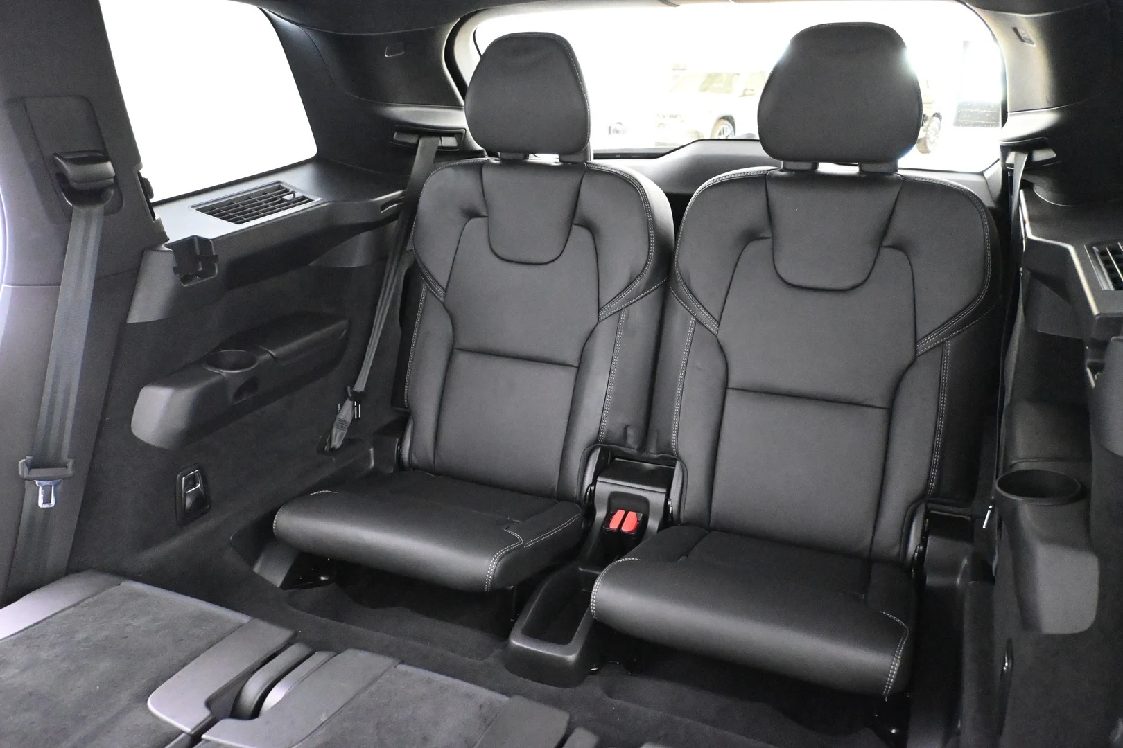 Car Image - 77n7xVQZlWssKUg0vZ7R5x