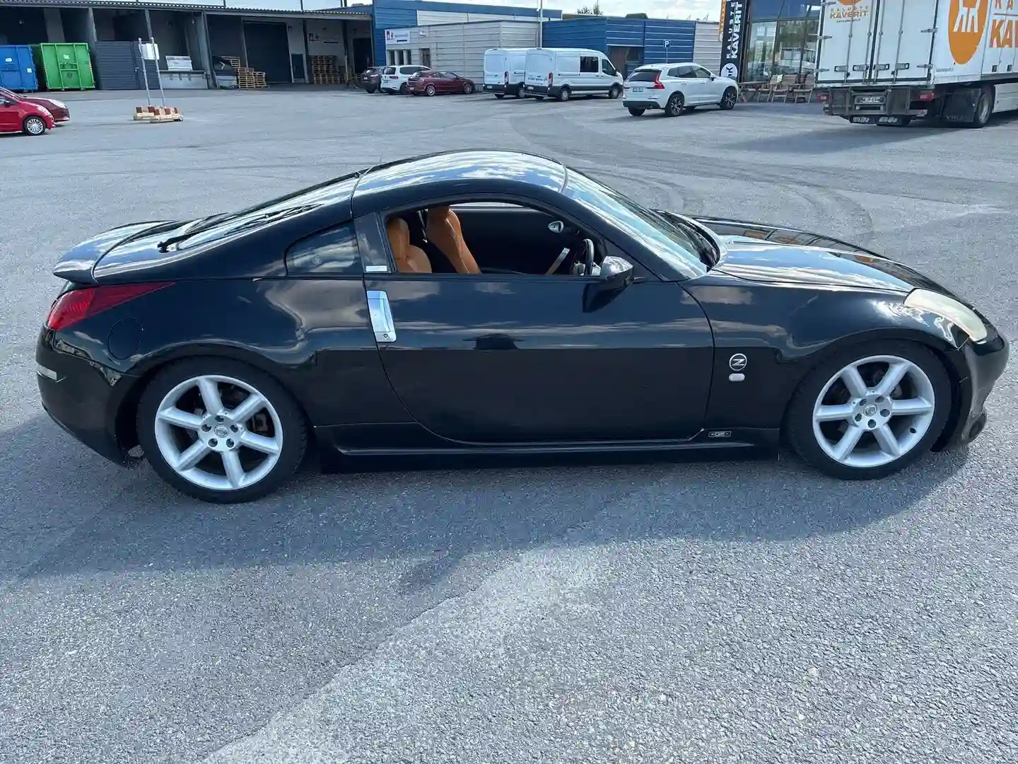 Car Image - 2IQlMaLn7fZWri32yoKlQG
